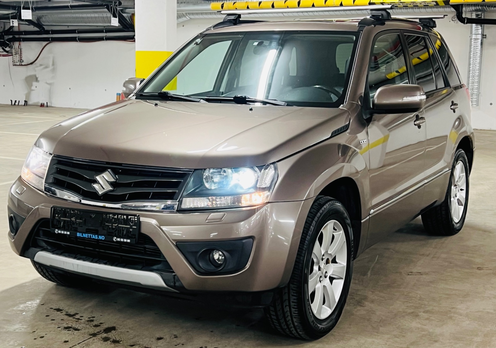 2013 Suzuki Grand Vitara - 1,9 DDiS 4WD/H-feste/AC/Skinn/Dab+/Soltak