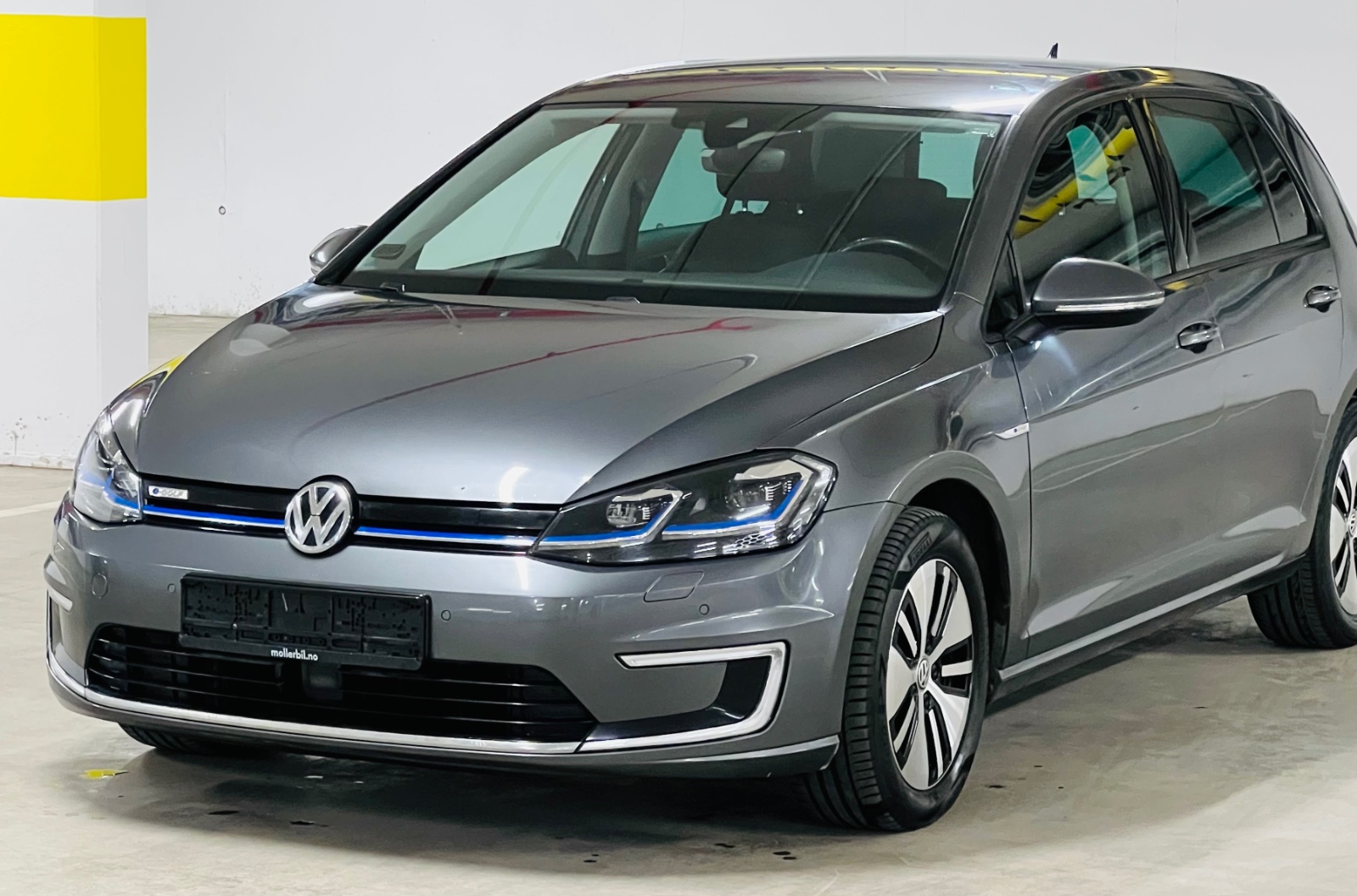2018 Volkswagen e-Golf VII - ACC/Skinn/Klima/Navi/300KM Rekkevidde/Garanti